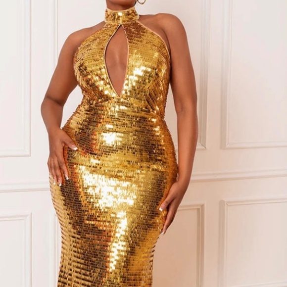 Sequin Halter Dress - Picture 11 of 13